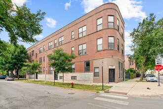 Building Photo - 948 N Washtenaw Ave