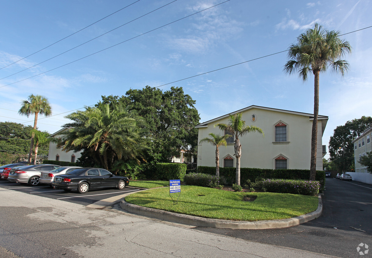 Tara House South - Tara House South Apartments