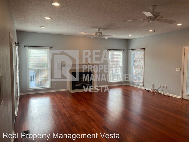 Building Photo - 4 br, 3 bath House - 115 Lakeridge Ln