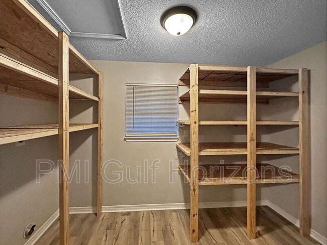Building Photo - 3356 La Leyenda Ct