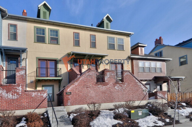 Building Photo - 7614 San Savino Way