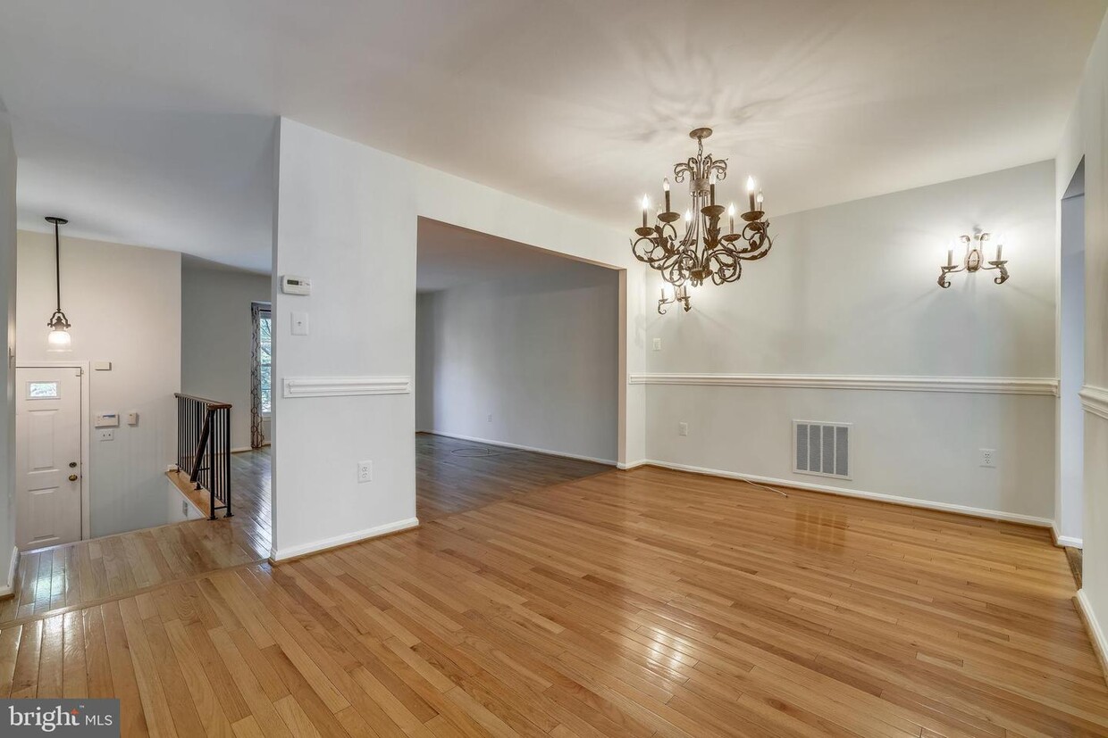 Primary Photo - 10111 Galsworthy Pl