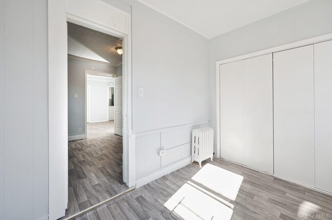 Foto del edificio - 611 St Lawrence Ave