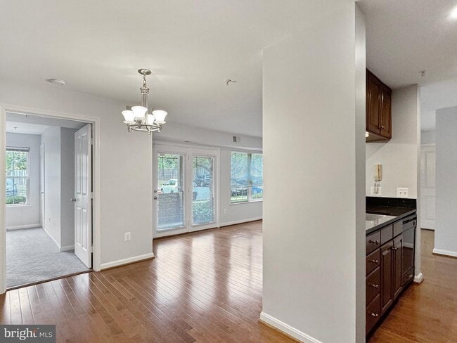 Foto del edificio - 4108 Monument Ct