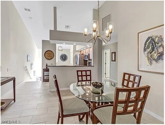 Foto del edificio - 13060 Amberley Ct