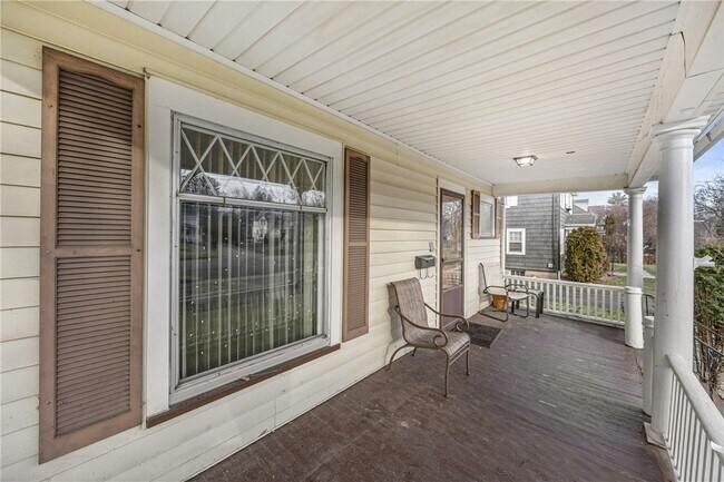 Foto del edificio - 373 Genesee St