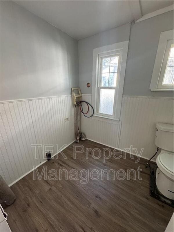 Building Photo - 9 Straub St