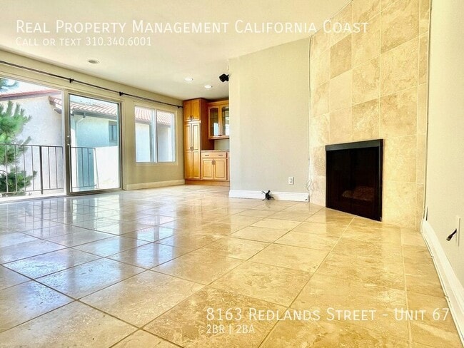 Foto del edificio - 8163 Redlands St