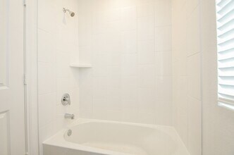 Building Photo - 3806 Axyl Run Ct