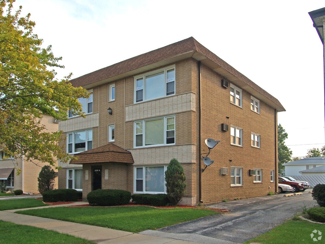 Primary Photo - 10413 S Keating Ave