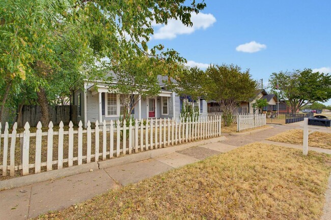Foto del edificio - 1518 N 17th St