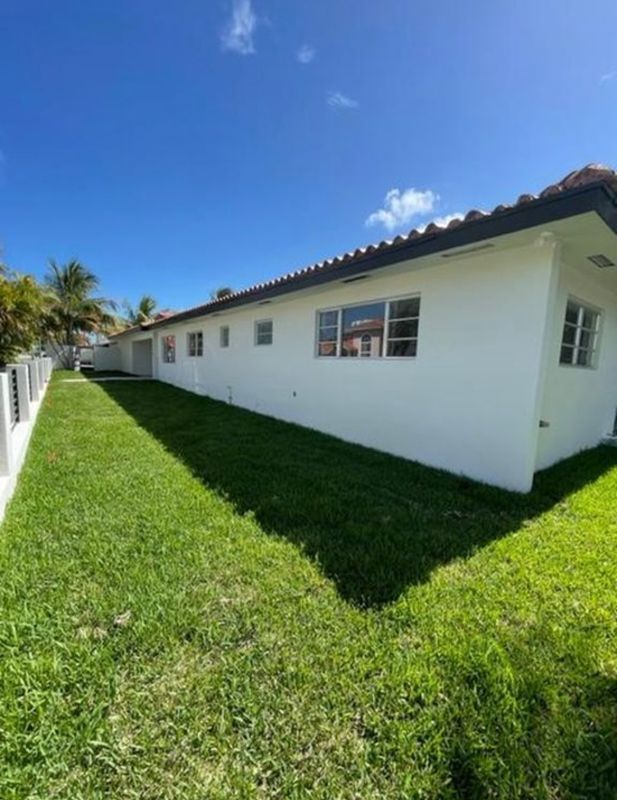 Foto del edificio - 2780 SW 31st Ave