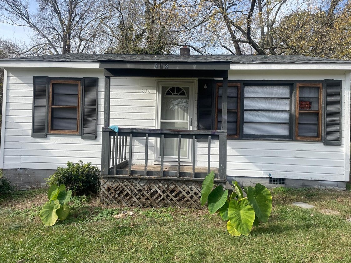 Foto principal - 618 Grand St