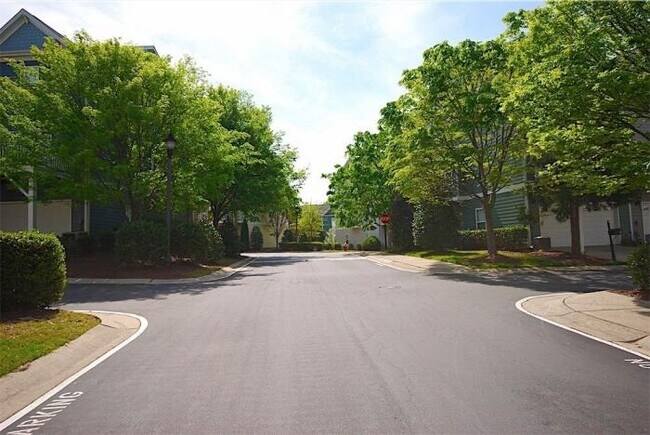 Building Photo - 3 bedroom in Cary NC 27519