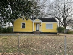 Primary Photo - 2935 N Harris Cir