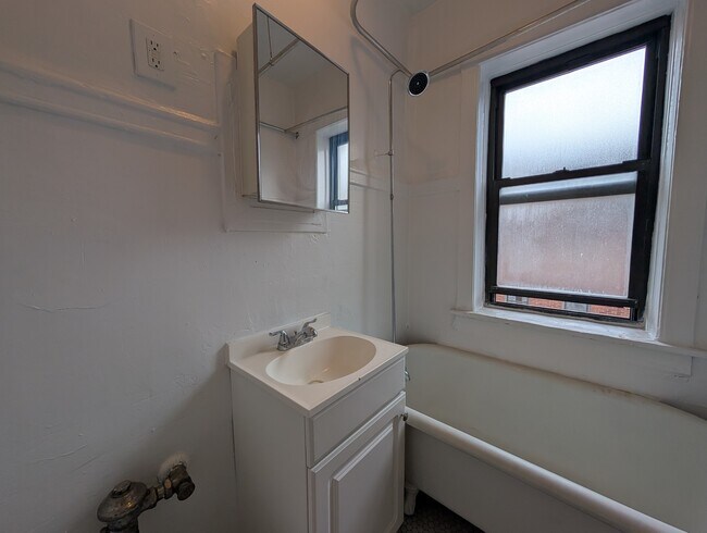 Foto del edificio - 3312 W Schubert Ave