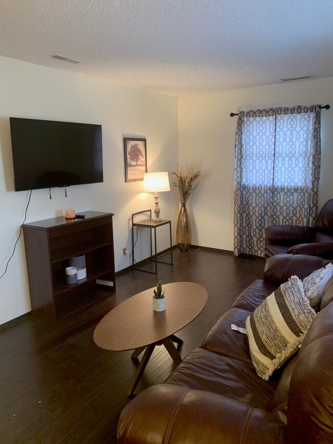 Foto del edificio - 617 4th St