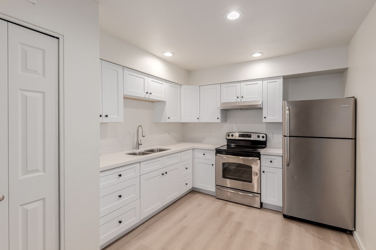 Foto principal - 1815 E Sheridan St