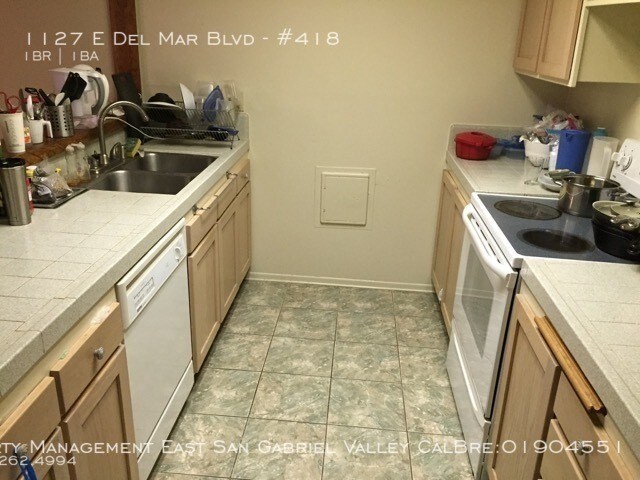 Foto del edificio - 1127 E Del Mar Blvd