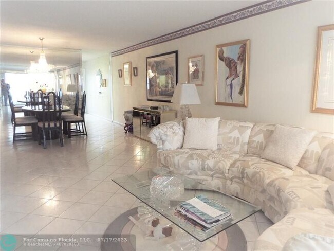 Foto del edificio - 2201 Lucaya Bend