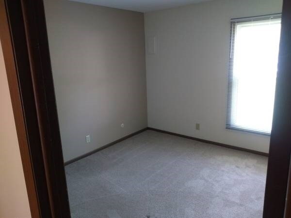 Building Photo - 808 G St