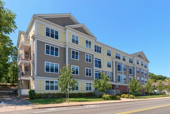 Building Photo - 130 Tremont St