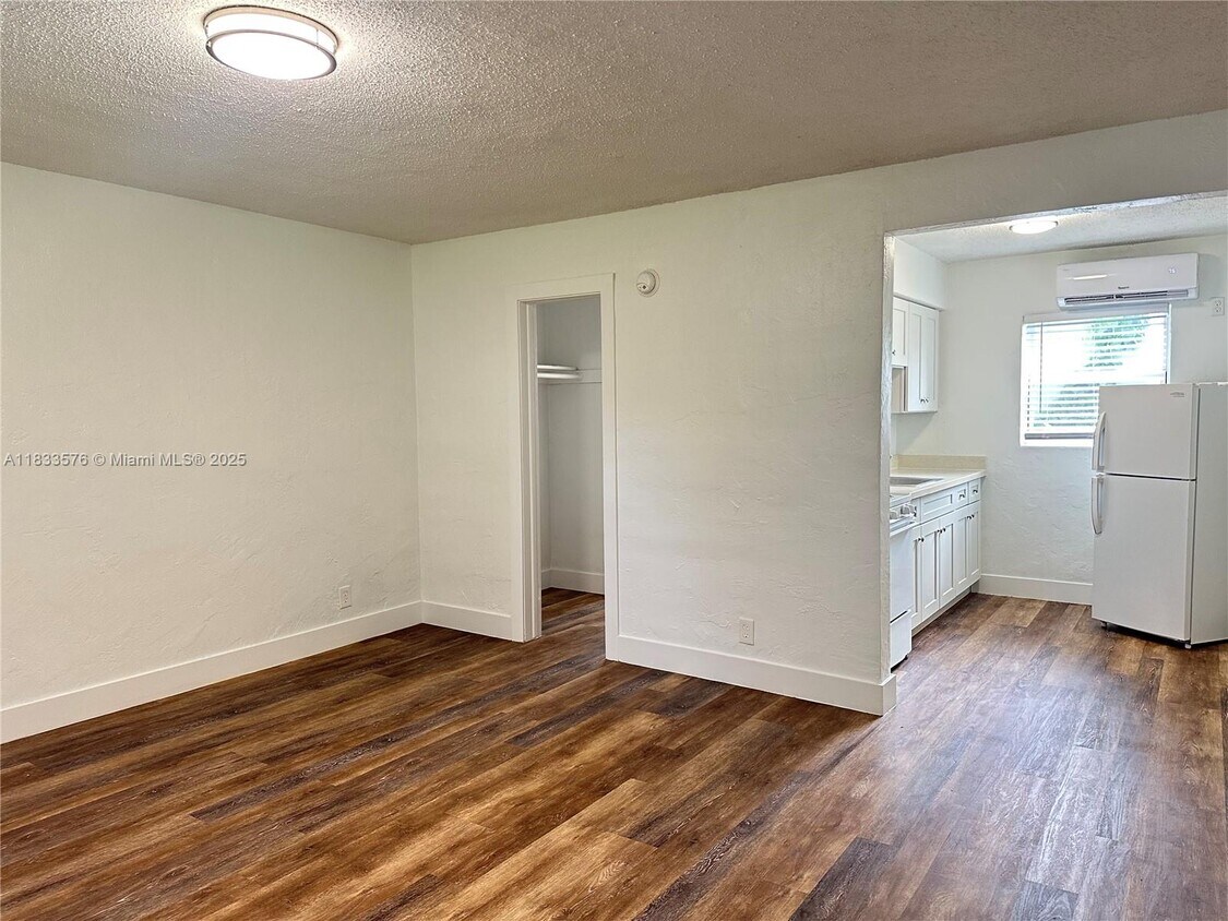 Foto principal - 1821 Thomas St