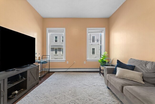 Foto del edificio - 183 W 8th St