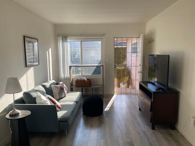 Foto del edificio - 926 Chalcedony St