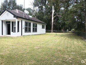 Building Photo - 11292 Hodge Rd