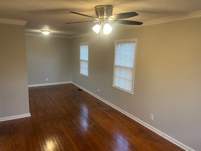 Building Photo - 2902 NW Love Dr