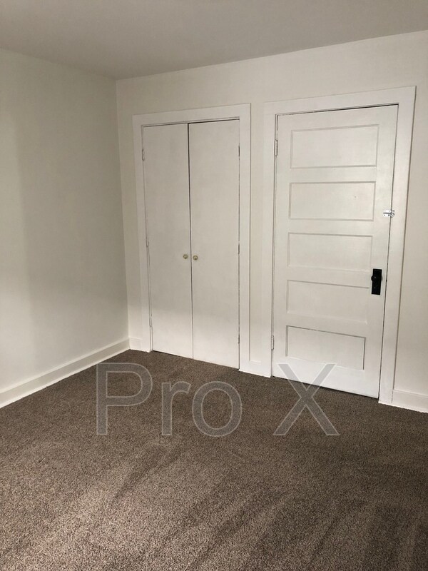 Foto del edificio - 104 W Hudson St