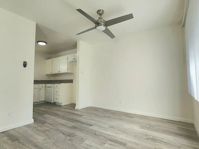 Building Photo - 8700 Topanga Canyon Blvd