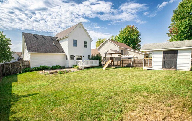 Foto del edificio - 15835 Hawthorn Dr