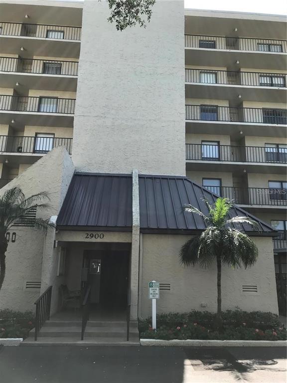 Building Photo - 2900 Cove Cay Dr