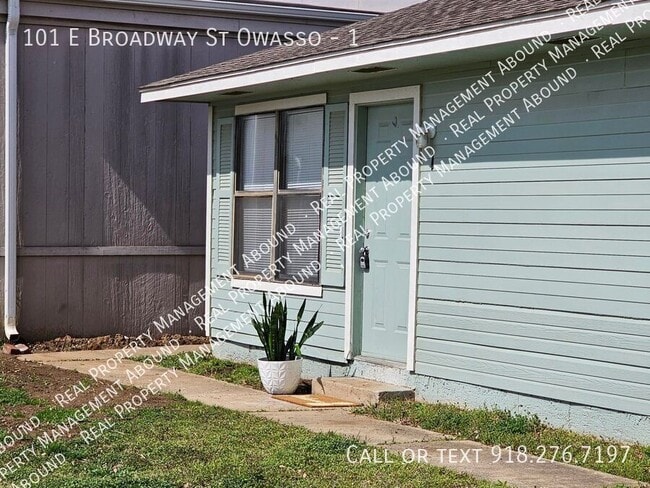 Foto del edificio - 101 E Broadway St