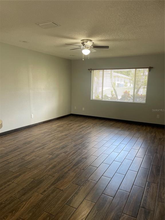 Building Photo - 3104 Elderwood Pl