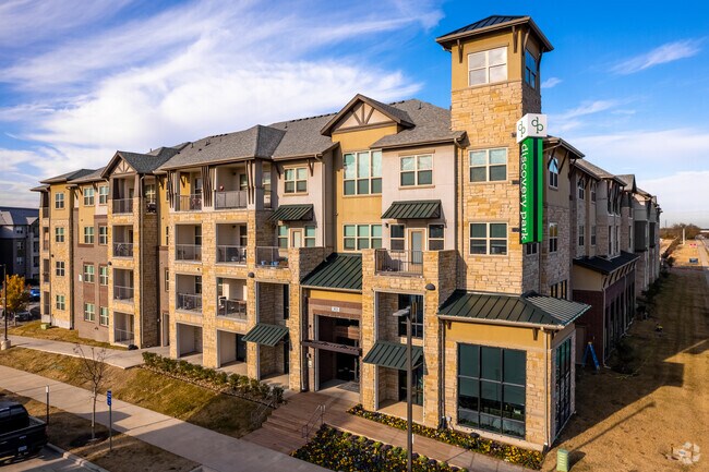 Foto del edificio - Discovery Park