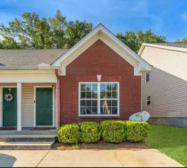 Photo - 2772 Westbrook Ct House