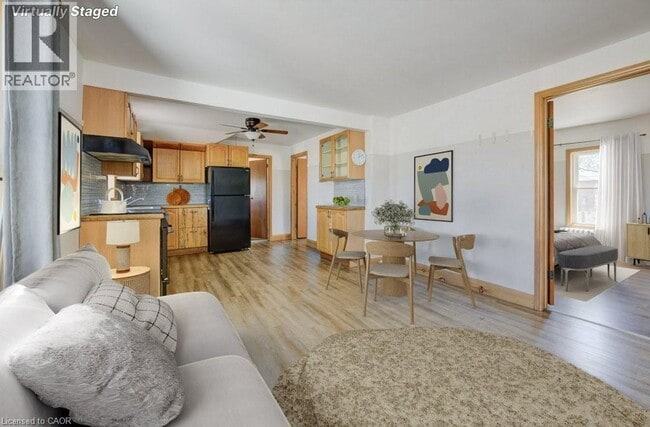 Building Photo - 208 Ottawa Street S