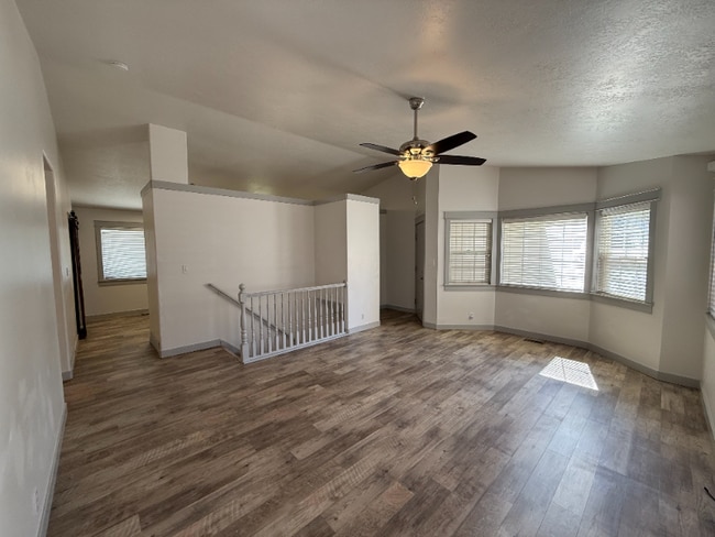 Foto del edificio - 667 E 1650 S St