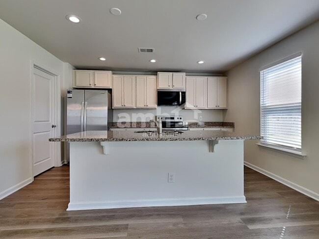 Building Photo - 103 Tupelo Trl