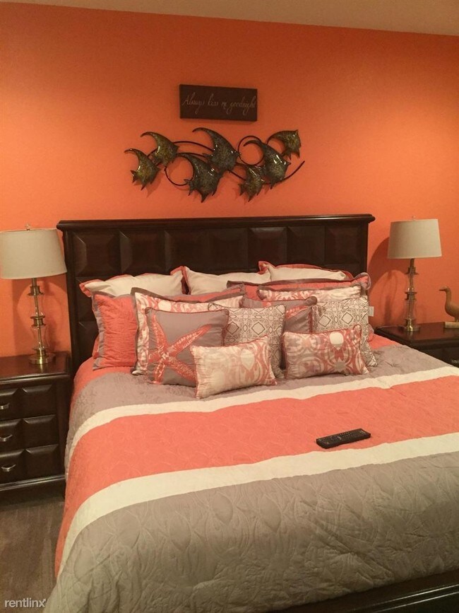 Foto del edificio - 301 E Houston St