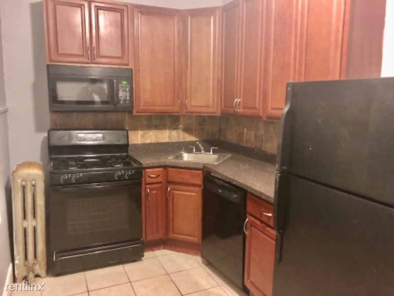 Building Photo - 1 br, 1 bath Apartment - 663 AVE A 14 Unit 14