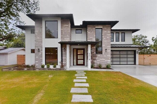 Foto del edificio - 5018 Highland Ct