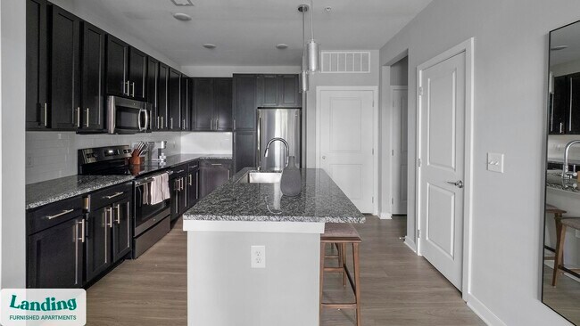 Building Photo - 115 Great Lawn Dr