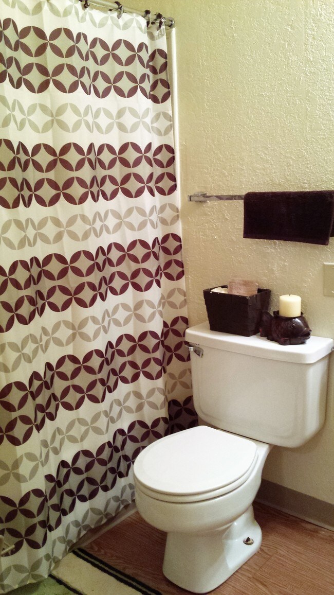 Greenleaf Apt. Based Apartments Muskogee, OK