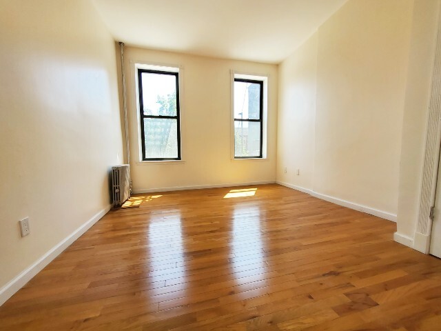 Foto del edificio - 1442 Fulton St