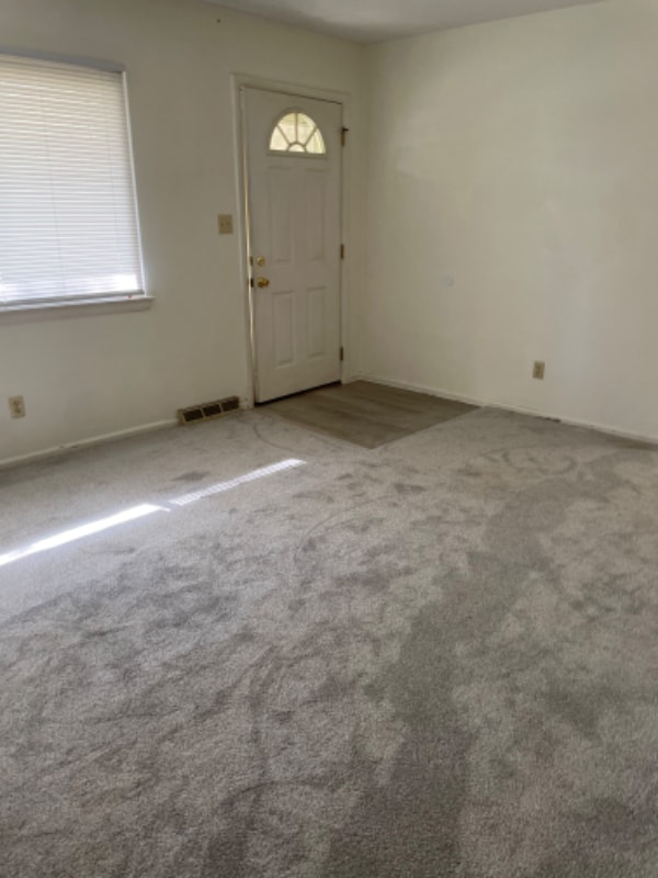 Building Photo - 740 Stinchcomb Dr