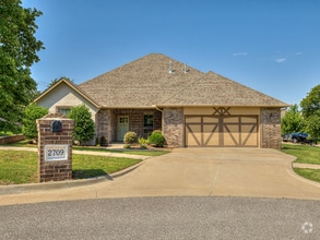 Building Photo - 2709 Pacifica Ln